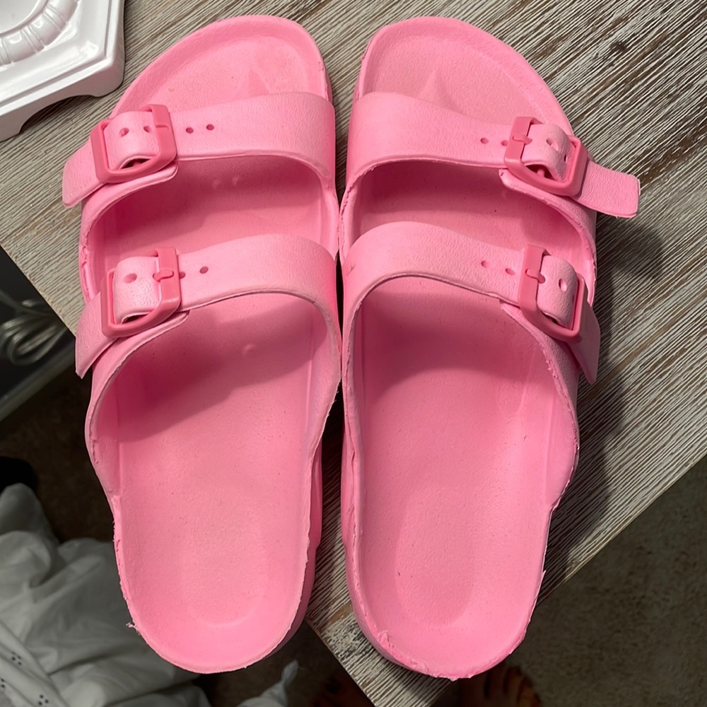 Pink slides size 4-5 girls